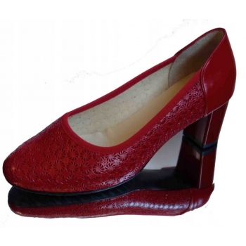 czółenko na wymiar na szeroką szczupłą stopę 34