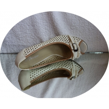 -50% bezowe SANDAŁY koturn 10 cm 40