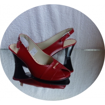 -50% SKÓRA sandał CZERWONY OBCAS 41