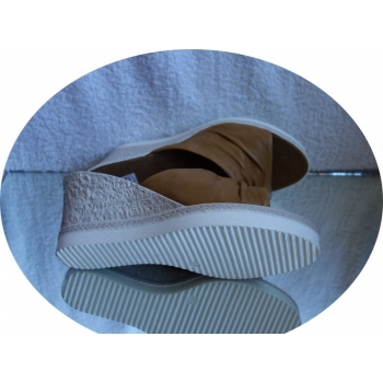 SKORZANE KLAPKI SZERSZE teg H brąz 39