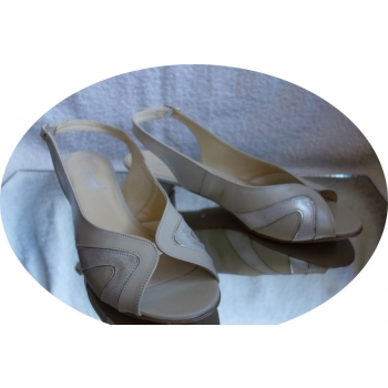 SKÓRZANE sandały beżowe TĘGOŚĆ H HALUKSY 37