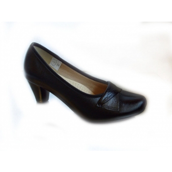 CZÓŁENKO skóra szerokie w palcach czarne 40