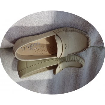 Nowość mięciutkie skórzane MOKASYNY BEŻOWE 41