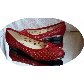 SKÓRZANE BALETKI czer-y na szeroką stopę haluks 42