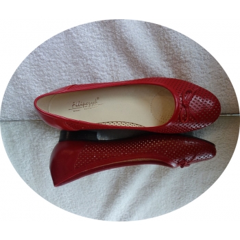 SKÓRZANE BALETKI czer-y na szeroką stopę haluks 42