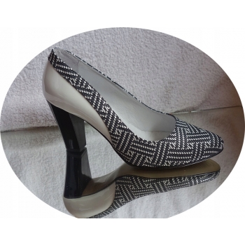 SKÓRZANE czółenko TĘGOŚĆ H pepitko biały obcas 37