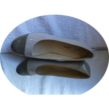 bezowe CZÓŁENKO SKÓRZANE obcas 5,5,cm teg H 42