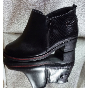 BOTKI BARDZO SZEROKIE 3 X kostka az 38 cm 40