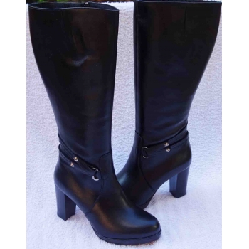 Kozaki ze skóry z szeroką cholewką obwód łydki 50 cm