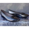 Eleganckie skórzane balerinki z obcasem 2.5 cm, srebrne, rozmiar 41