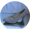 Eleganckie skórzane czółenko beż -30% G 37