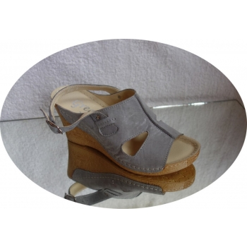 Sandały skórzane koturn wygodne G 39