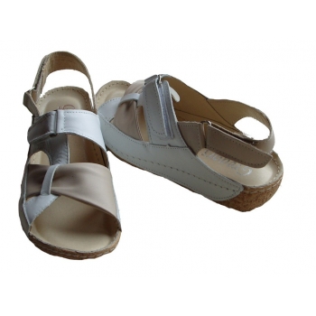 Eleganckie Białe Sandały Sportowe 39 cm