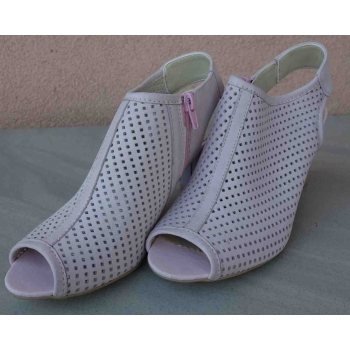 Eleganckie sandałki skórzane 8 cm obcas róż 40