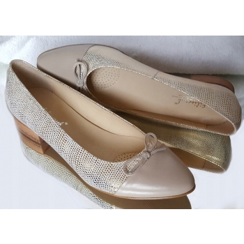 Eleganckie czółenko skórzane H 9736 - 40