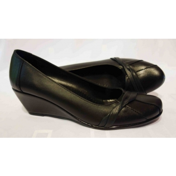 Eleganckie Czółenko ze Skóry Naturalnej - 41