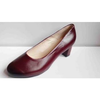 Eleganckie czółenko bordo na wysokim obcasie - K46