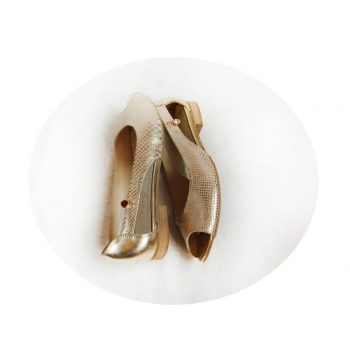 Wycofane sandałki złote 37 -40%