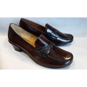 Eleganckie mokasyny ze skóry naturalnej - brąz - 40
