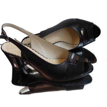 Czarne Sandałki Skórzane na Szeroką Stopę 40