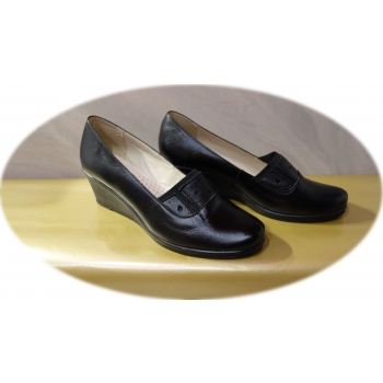 Eleganckie mokasyny damskie - czarny koturn 5,5cm (38)