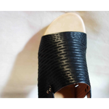 Eleganckie sandały damskie na obcasie 4 cm schwarze 39