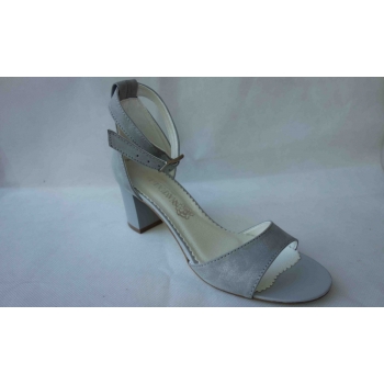 Eleganckie Skórzane Sandały Popiel Chmurka 6,5 cm, n 38