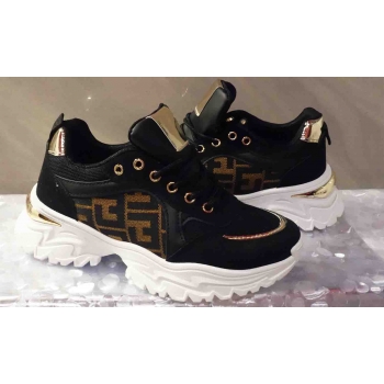 Buty sportowe czarne z gruba podeszwa, rozmiar 40
