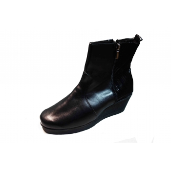 Nowość! Skórzane botki damskie, szerokie, wys. 6cm (roz. 41)