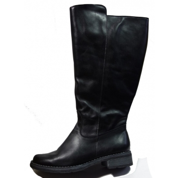 Eleganckie Skórzane Kozaki z Szeroką Cholewką - 39