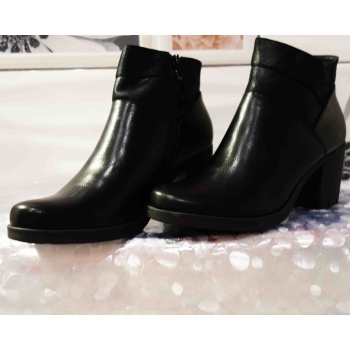 Eleganckie Botki Czarne - Obcas 7.5 cm - Rozmiar 41