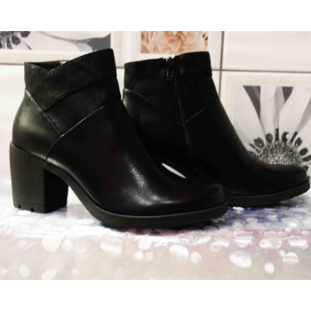 Eleganckie Botki Czarne - Obcas 7.5 cm - Rozmiar 41