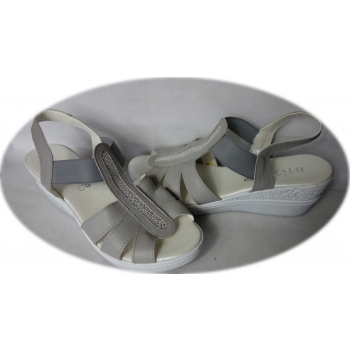 Sandały skórzane na szerszą stopę, 40