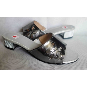 Klapki Skórzane Srebrne H 39
