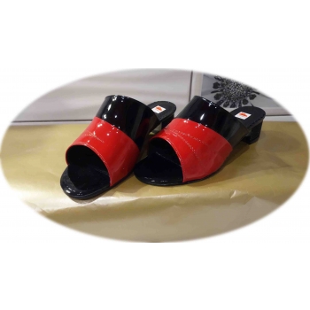 Klapki skórzane czarno-czerwone 4cm obcas 40