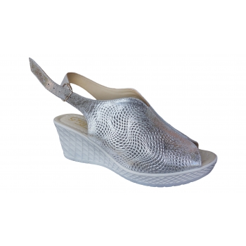 Sandały damskie srebrne z koturnem, skóra naturalna, rozmiar 40