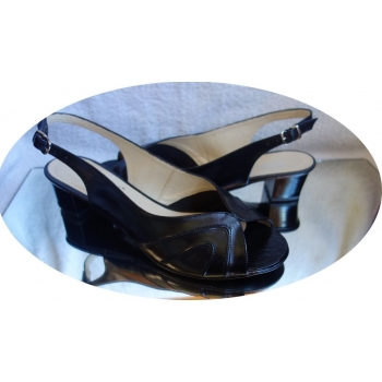 Sandały skórzane, czarne, szerokie palce, nr 37