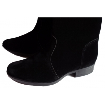 Eleganckie Kozaki Zamszowe na Szeroką Łydkę