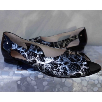 Sandals for Wide Feet - K44