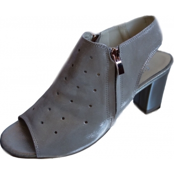 Sandałki skórzane FASHION złoto 42