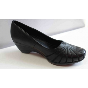 Koturn wsuwane - eleganckie czółenko - 38