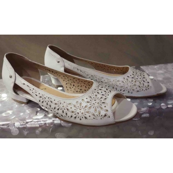 Białe Skórzane Sandałki Wygodne 42 cm