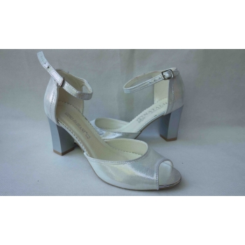 Sandały skórzane srebrne, obcas 7.5 cm, rozmiar 37