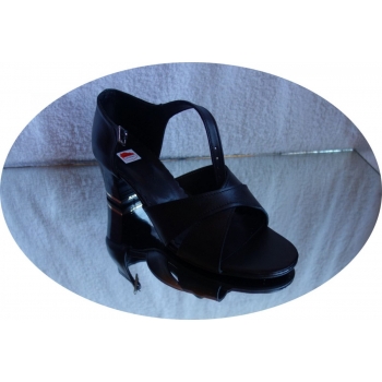 Sandały skórzane H37 bez palca, szerokie