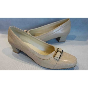 Eleganckie mokasyny skórzane - beż, obcas 4,5 cm (rozmiar 40)