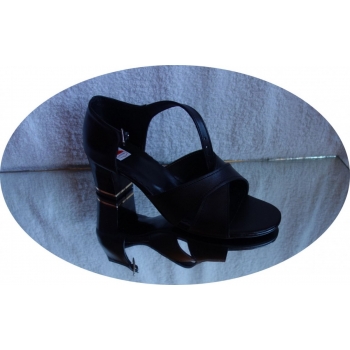 Sandały skórzane H37 bez palca, szerokie