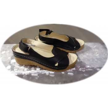 Nowe Sandały Damskie Czarne 5cm koturn 37