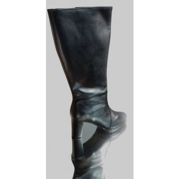 Eleganckie Kozaki Skórzane z Szeroką Cholewką -37cm