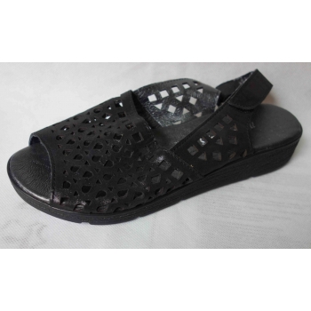 Sandały Skórzane Koturn 3 cm cm 37