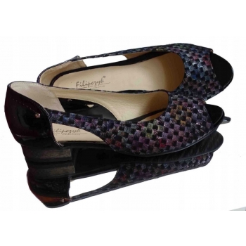 Ekskluzywne skórzane sandałki szerokie, czarne (H45)